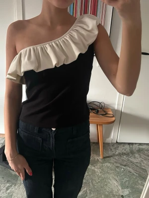 Topp - Fin topp från hm. Bra skick!