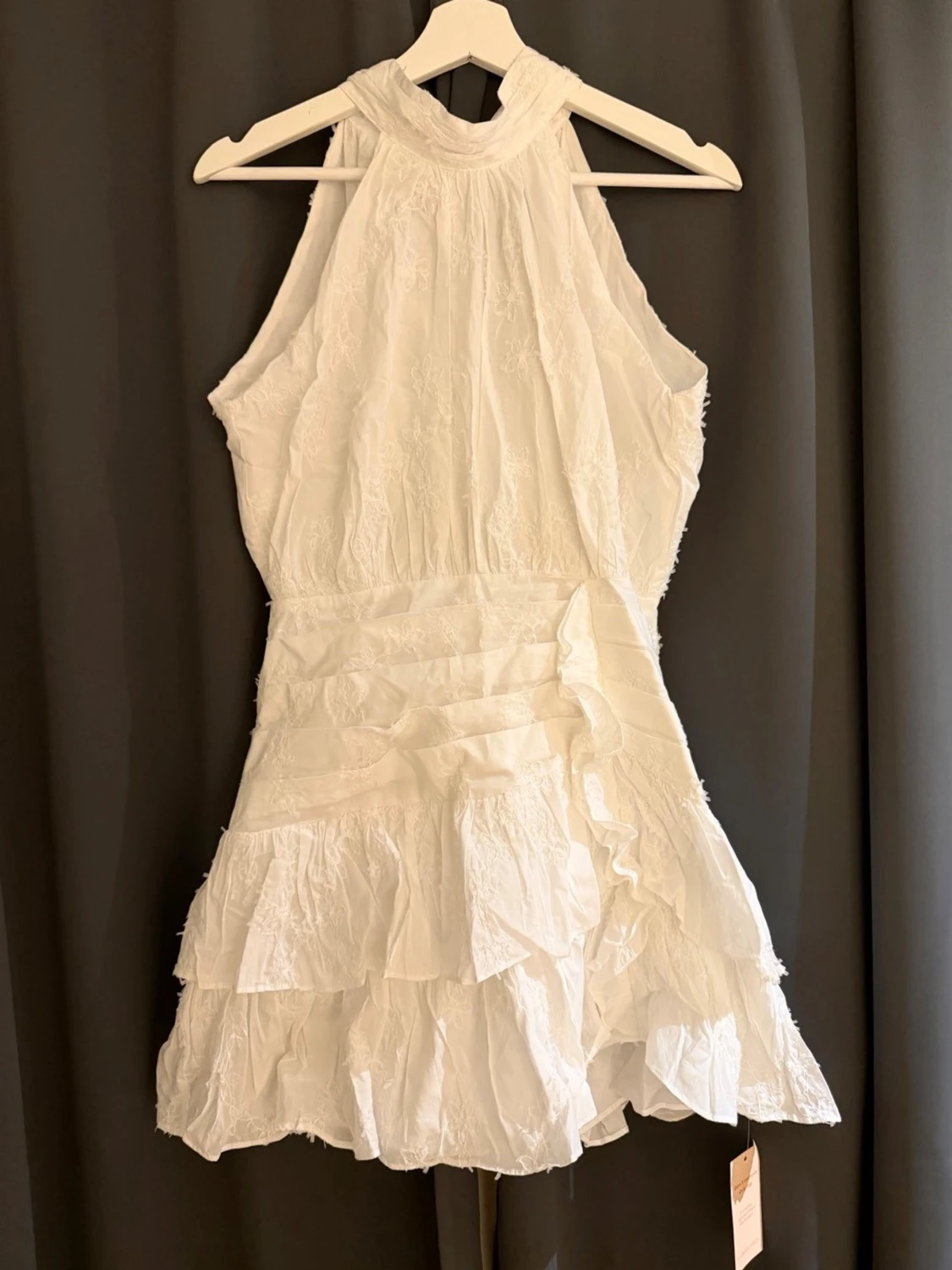 Vit omlottklänning med volanger - 5