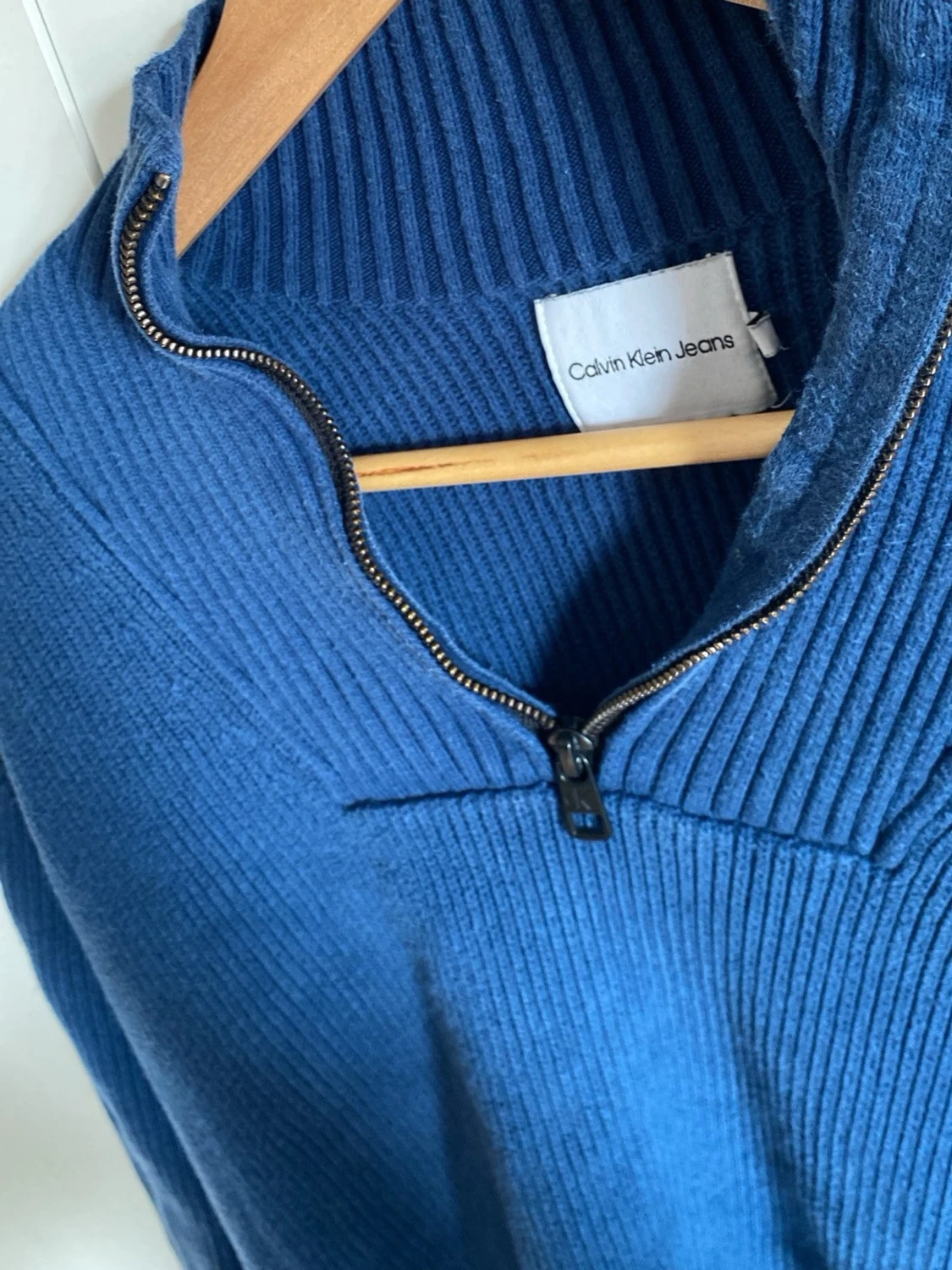 Blå stickad tröja från Calvin Klein - 3