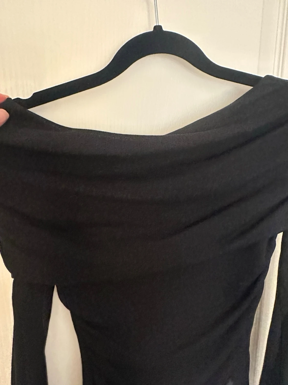 Svart offshoulder tight topp - 4