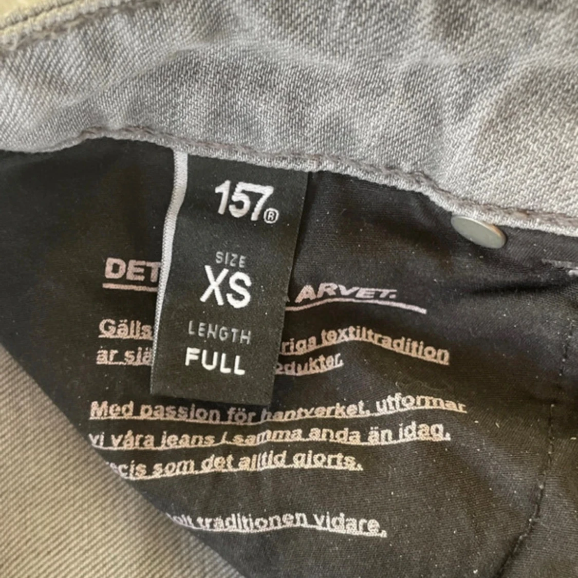 Grå bootcut jeans med låg midja - 2