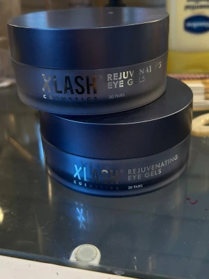 XLASH - Mer än hälften kvar, knappt använda. Säljer då jag redan har en🥰