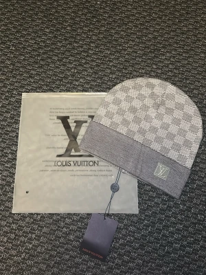 Lvmössa - Helt nytt märkes mössa