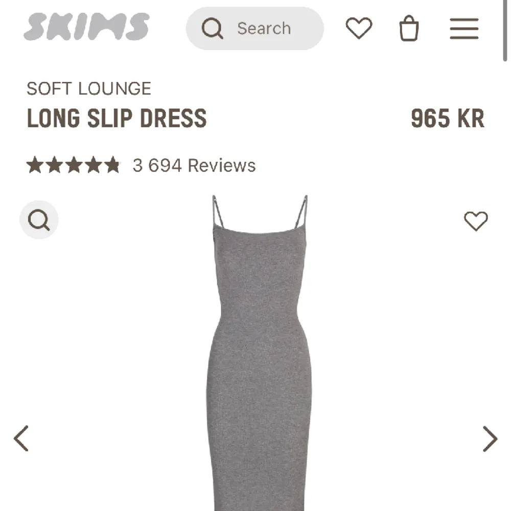 Jätte fin klänning som är använt fåtals gånger💕 Passar både M och S . Klänningar.