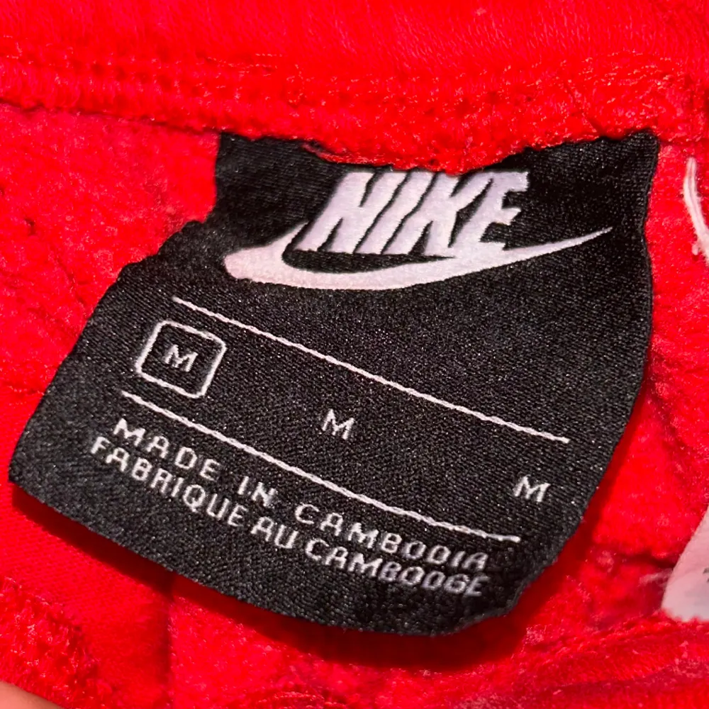 Nike Mjukis Tracksuit/dress i bra skick strl M Har inte använt på länge. Skriv om du har några frågor eller funderingar. Hoodies.