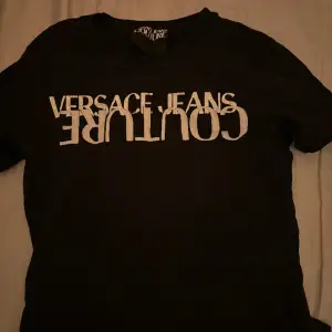 Äkta Versace t-shirt! 
