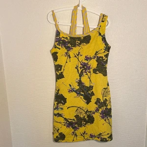 Gsus klänning - Klänning från Gsus som består av två delar