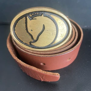 Retor fjällräven bälte  - 120 cm, brunt läder 