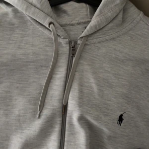 Polo hoodie - Nyskick storlek XL