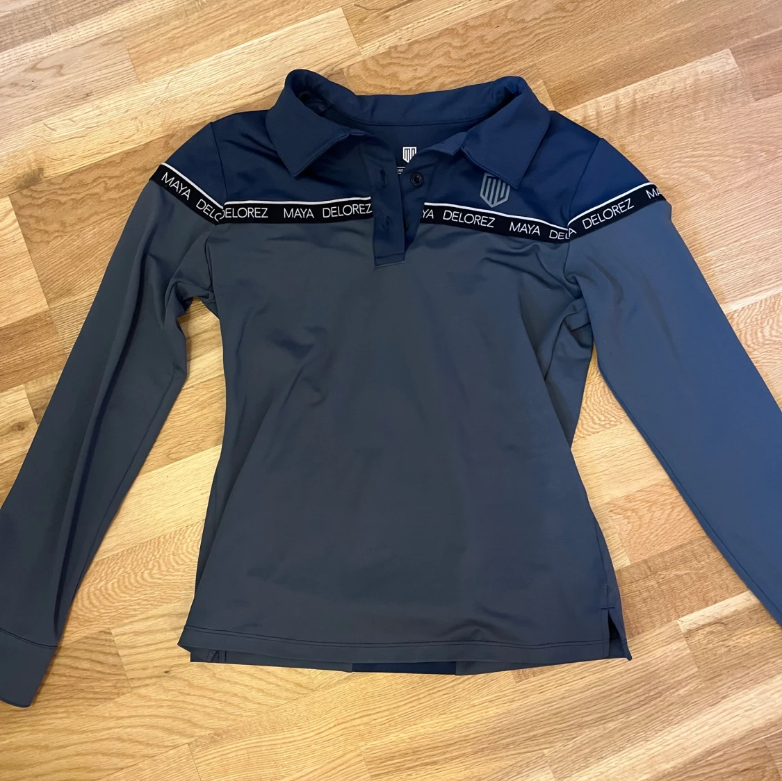 Långärmad träningströja