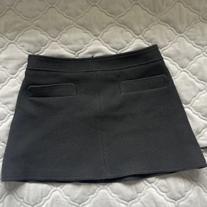 Kjol - Populär kjol från zara som passar till allt 