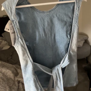 Topp - Jättefin zara topp med öppen rygg! 💞💞i nyskick 