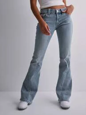 True religion jeans - True religion jeans kommer inte till användning längre, i nytt skick köpts från början för 1200kr.💗