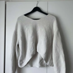 Vit stickad hm tröja - Vit stickad tröja från hm