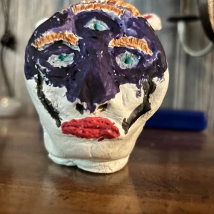 Hinduisk gud eller nåt  - Den här typen säljes, priset kan diskuteras 