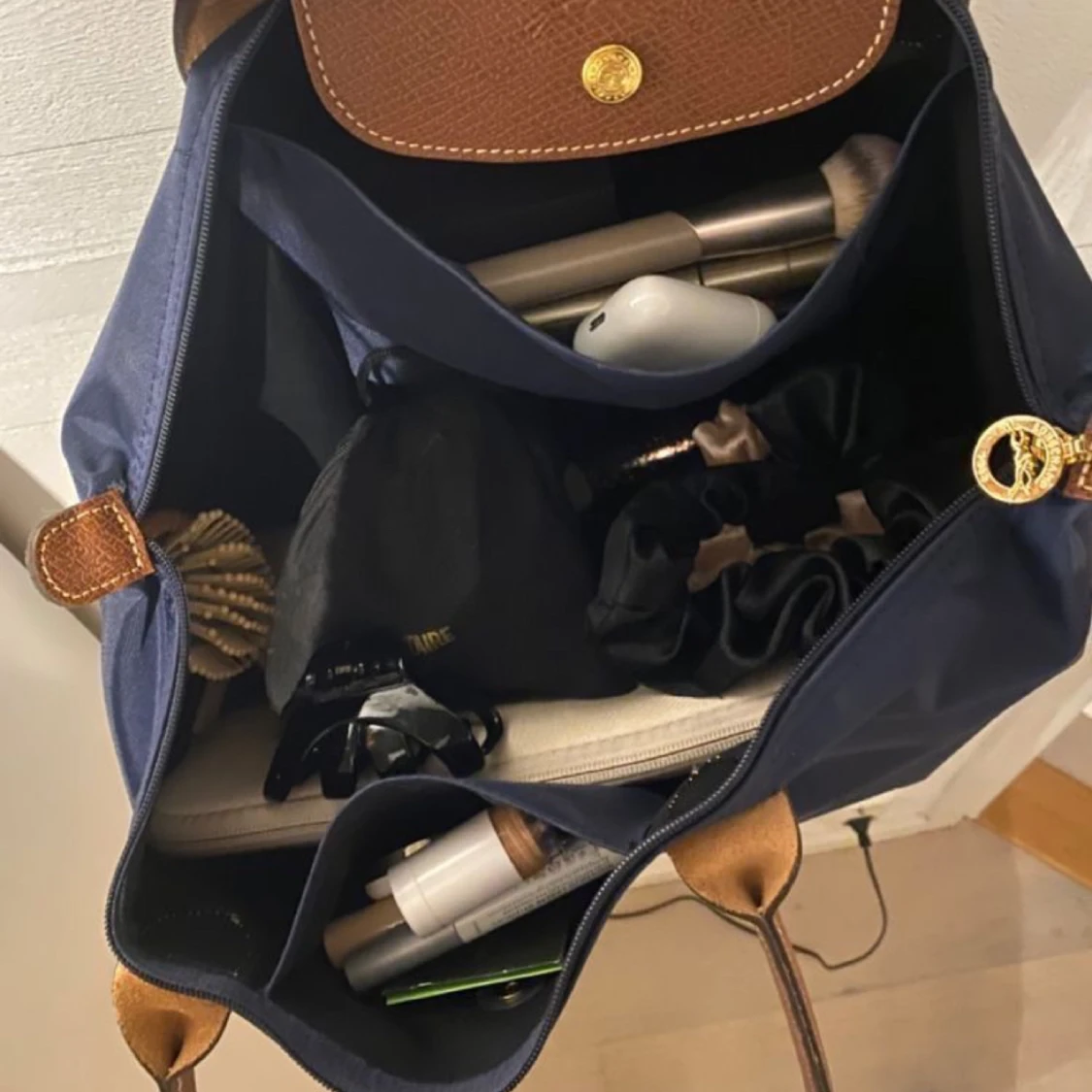 Mörkblå longchamp väska  - 90