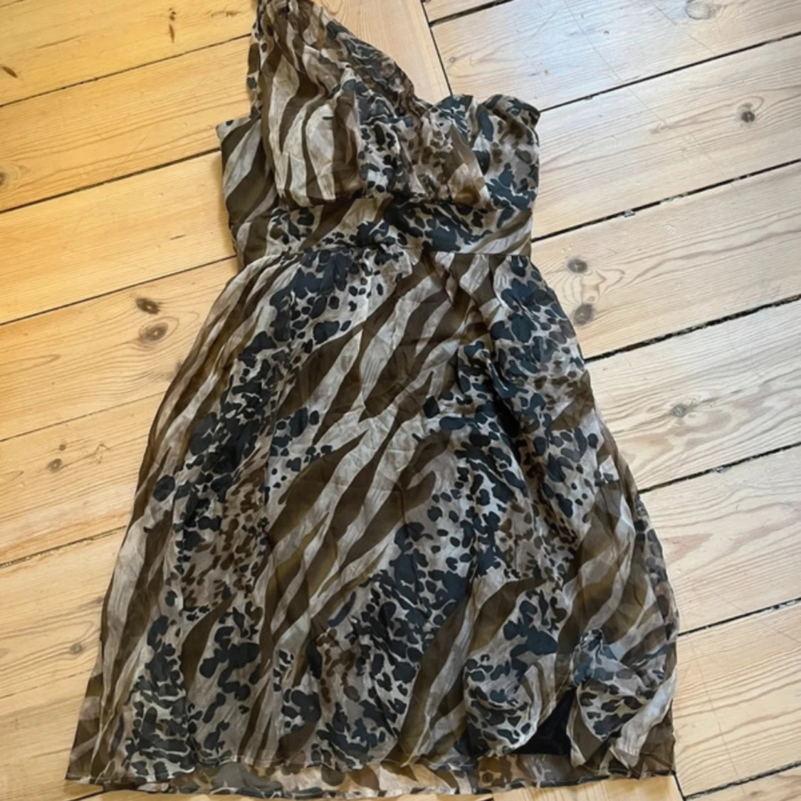 Djur mönstrad klänning - 90