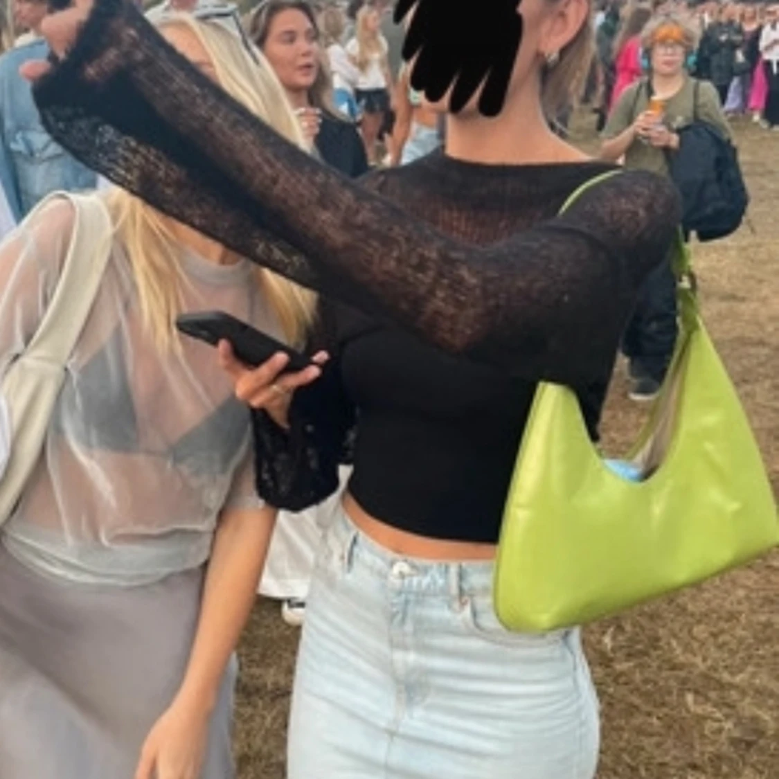 Grön BY FAR väska  - 91