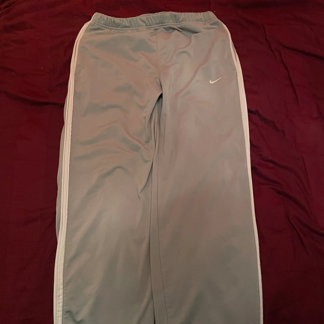 Vintage lågmidjade nike mjukisar M