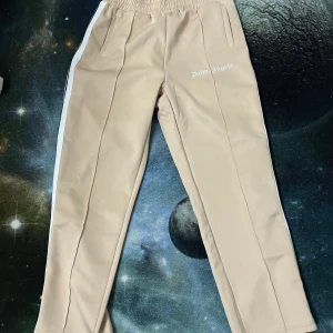 Palm Angels byxor - Helt nya nästan oanvända inga fläckar eller hål exakt som ny!