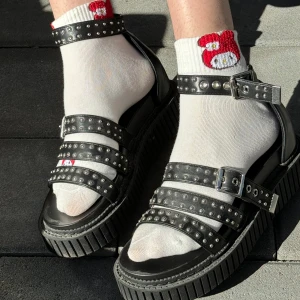 Edgy grunge sandaler - Bra skick.