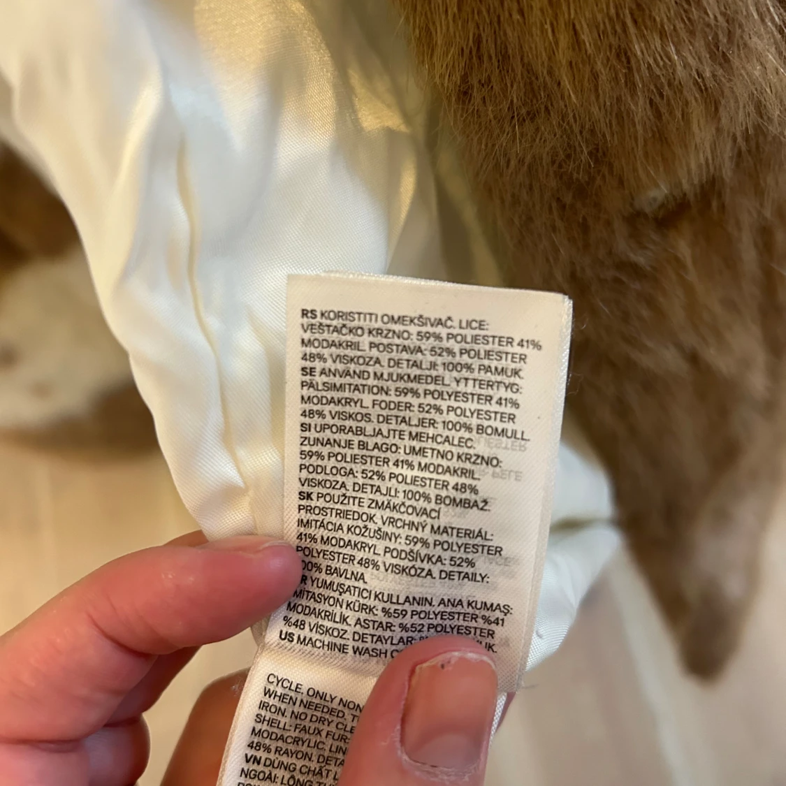 Pälsjacka i ko mönster - 92