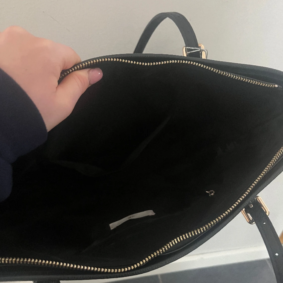 Svart väska - 90