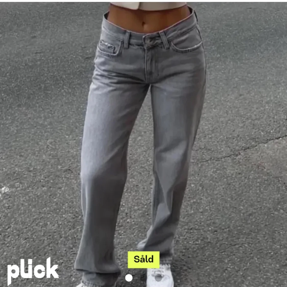 Gråa low waist jeans