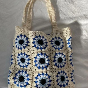 Superfin virkat väska  - ✨✨En superfin väska som jag själv har virkat ✨✨  