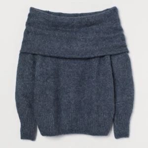 Off shoulder kofta  - För vinter knappt använd  