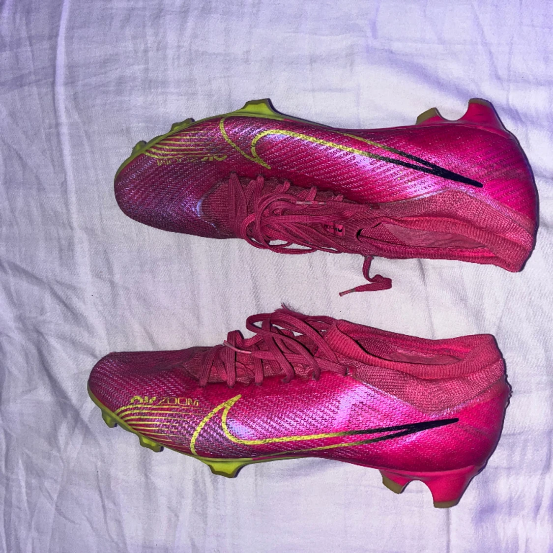 Nike fotbollskor - 37