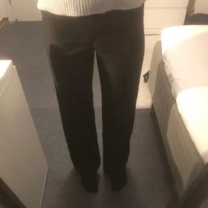 Kostymbyxor  - Snygga kostymbyxor från Kappahl i storlek 34💕 Använda fåtal gånger.