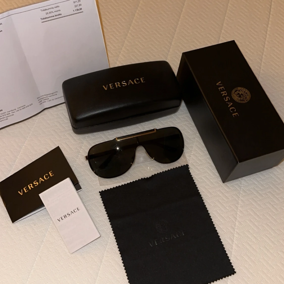 Versace Solglasögon