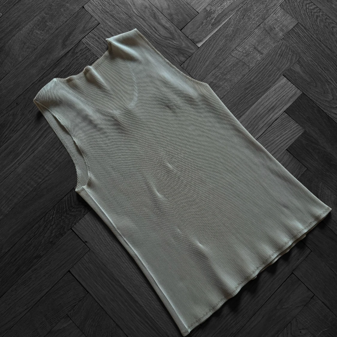 Issey Miyake Linne - 90