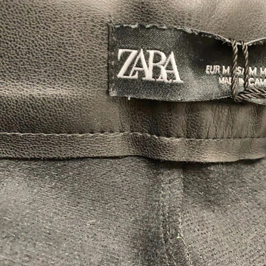 Läder/skinnbyxor - 91