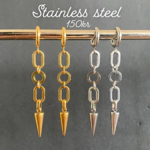 Örhängen  - Frakt 18kr ❤️