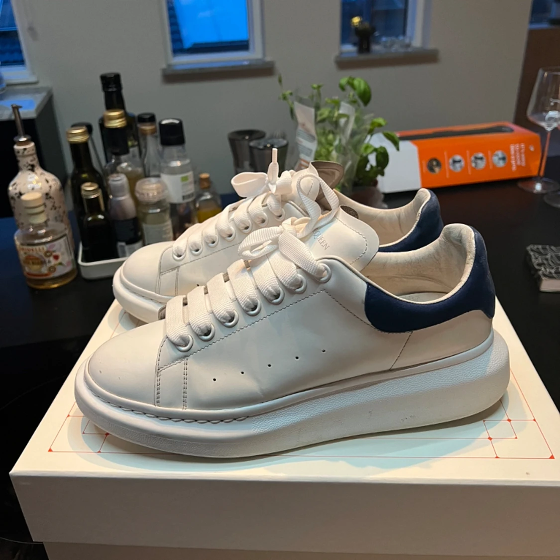 Alexander McQueen skor - 90