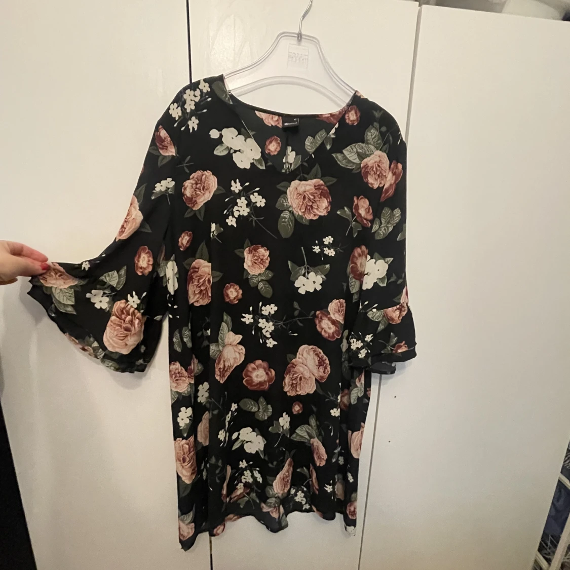 Klänning Gina tricot 