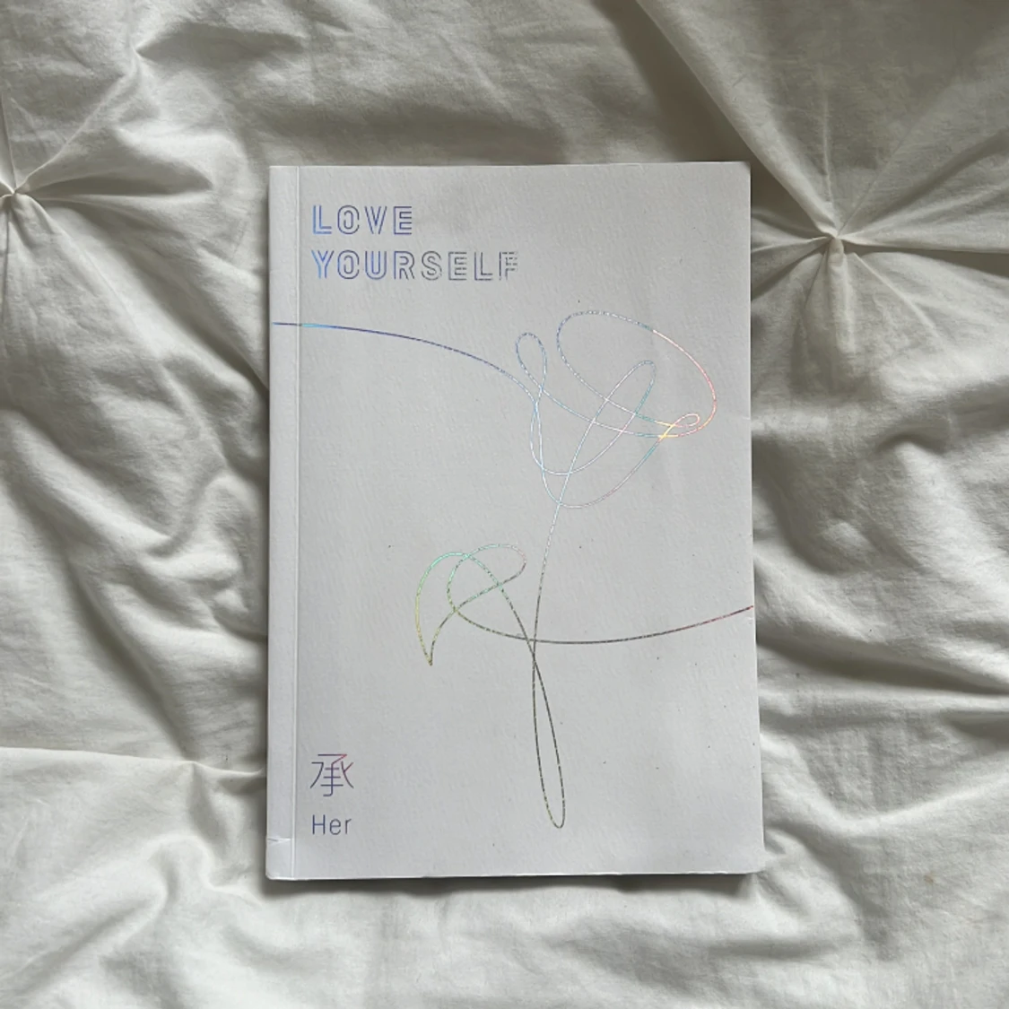 Bts Love Yourself: Her album photobook :)