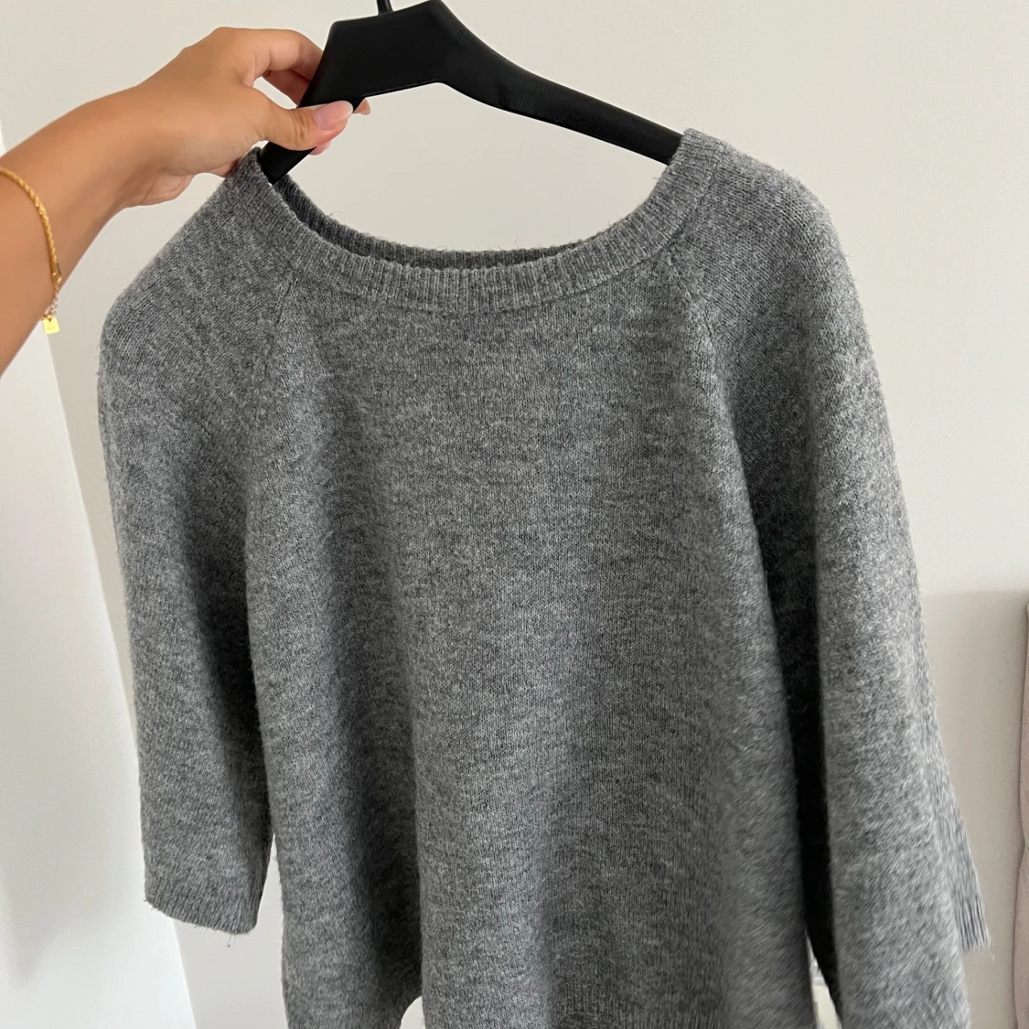 Grå stickad tröja! - 90