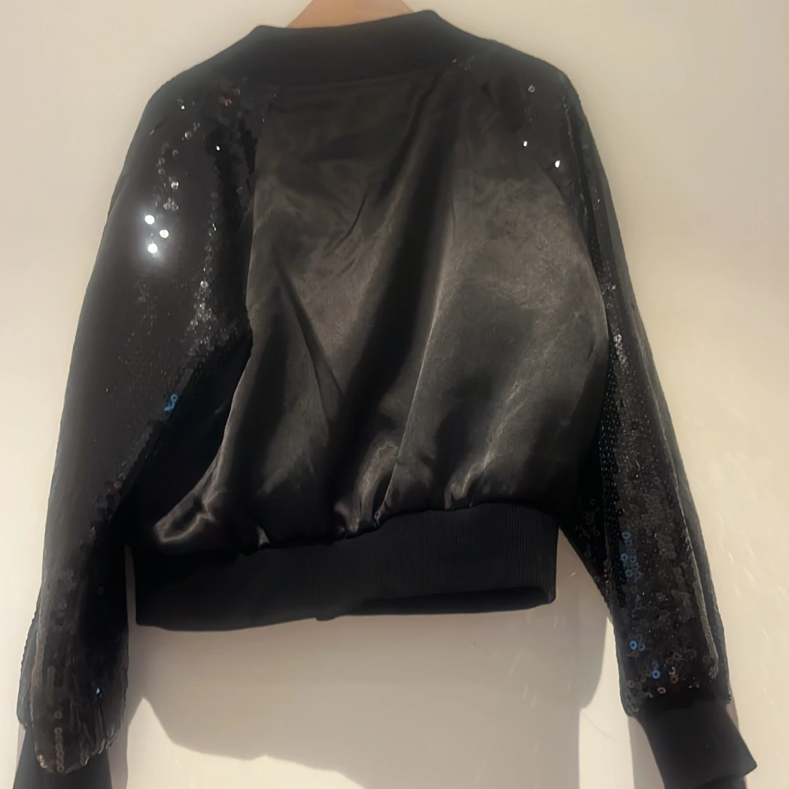 Glittrig minijacka - 91