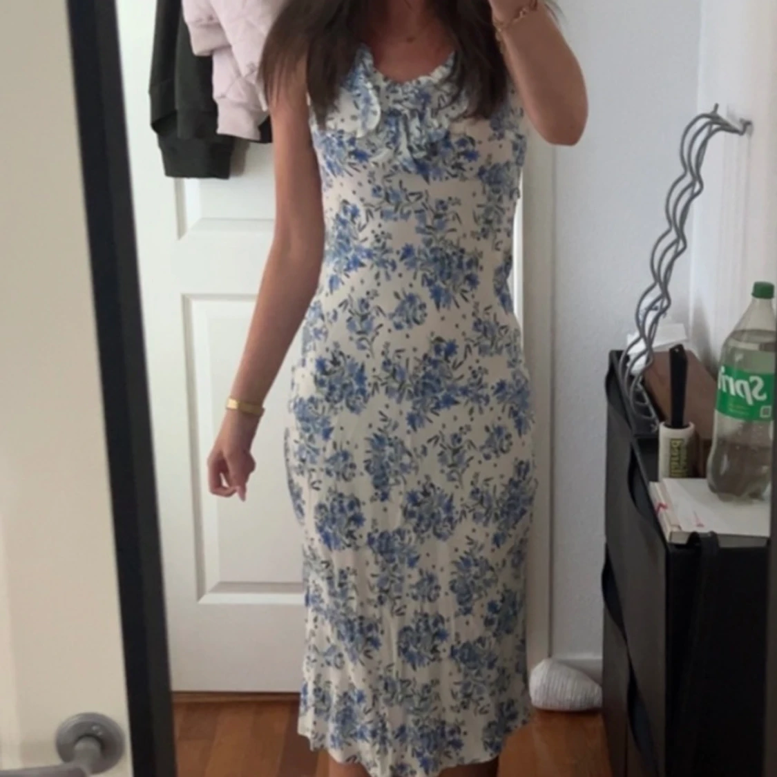 Blommig klänning  - 90