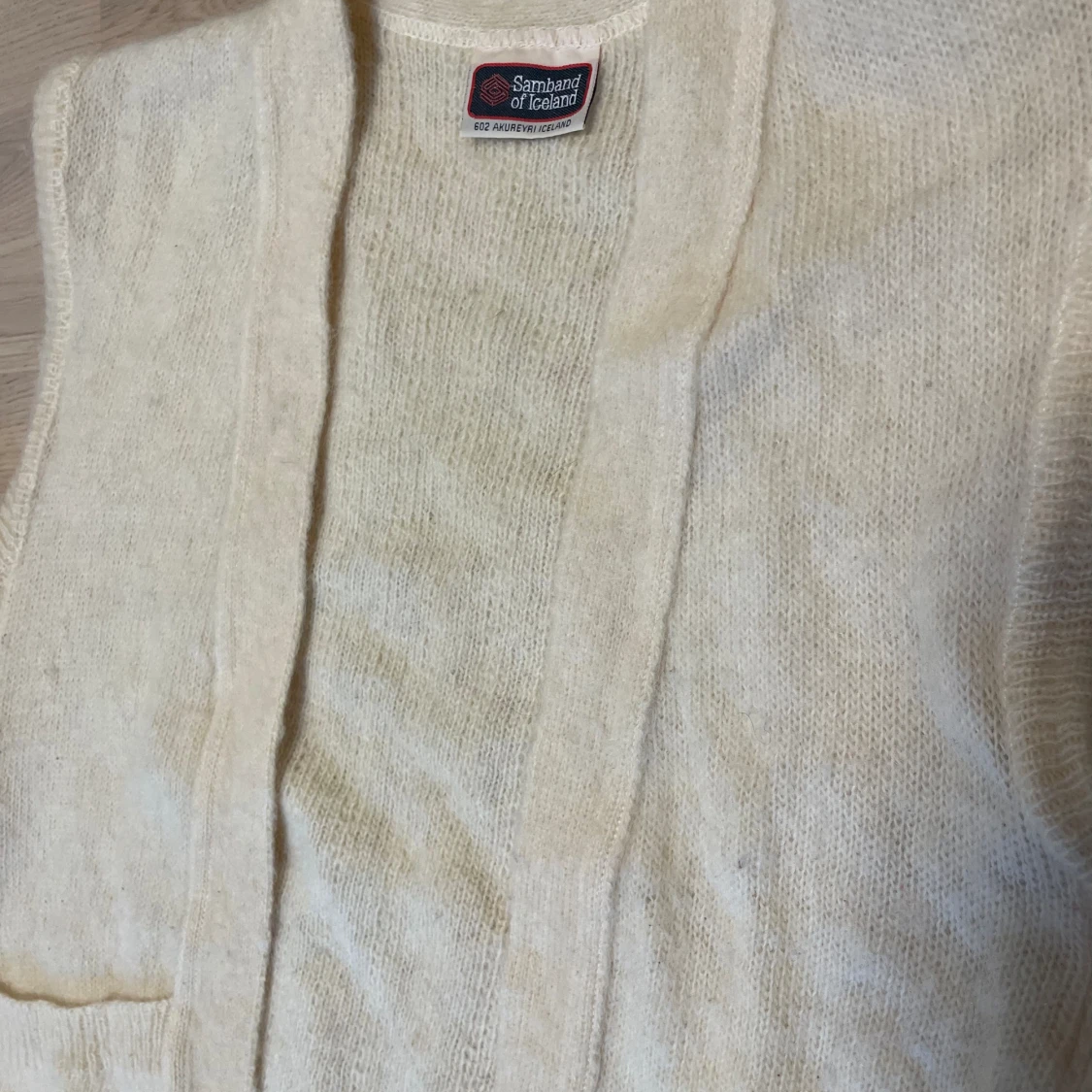 Isländsk Väst i Ull - 91