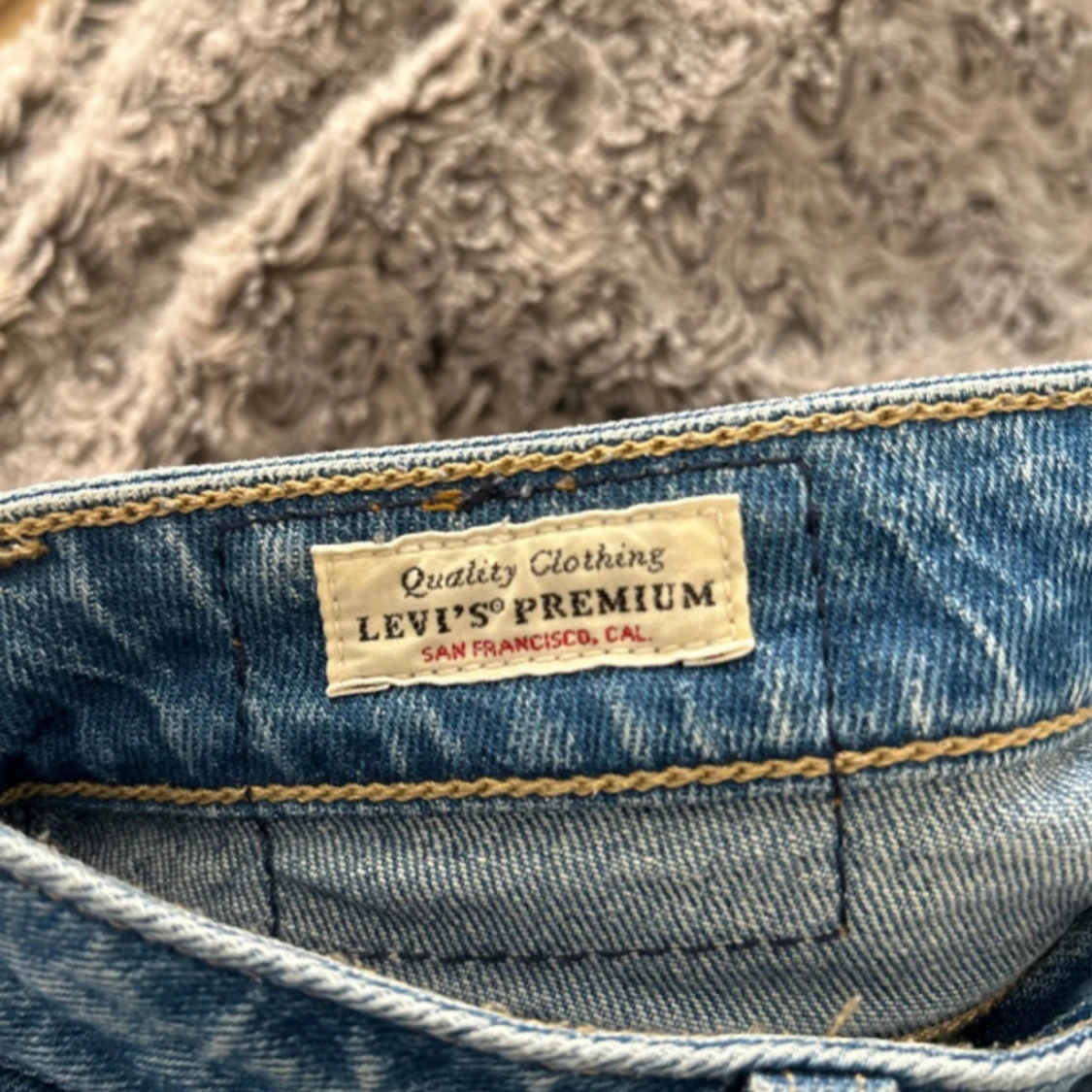 Levis jeans  - 90