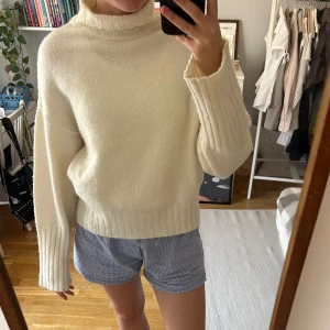 Stickad tröja - Bra skick💗