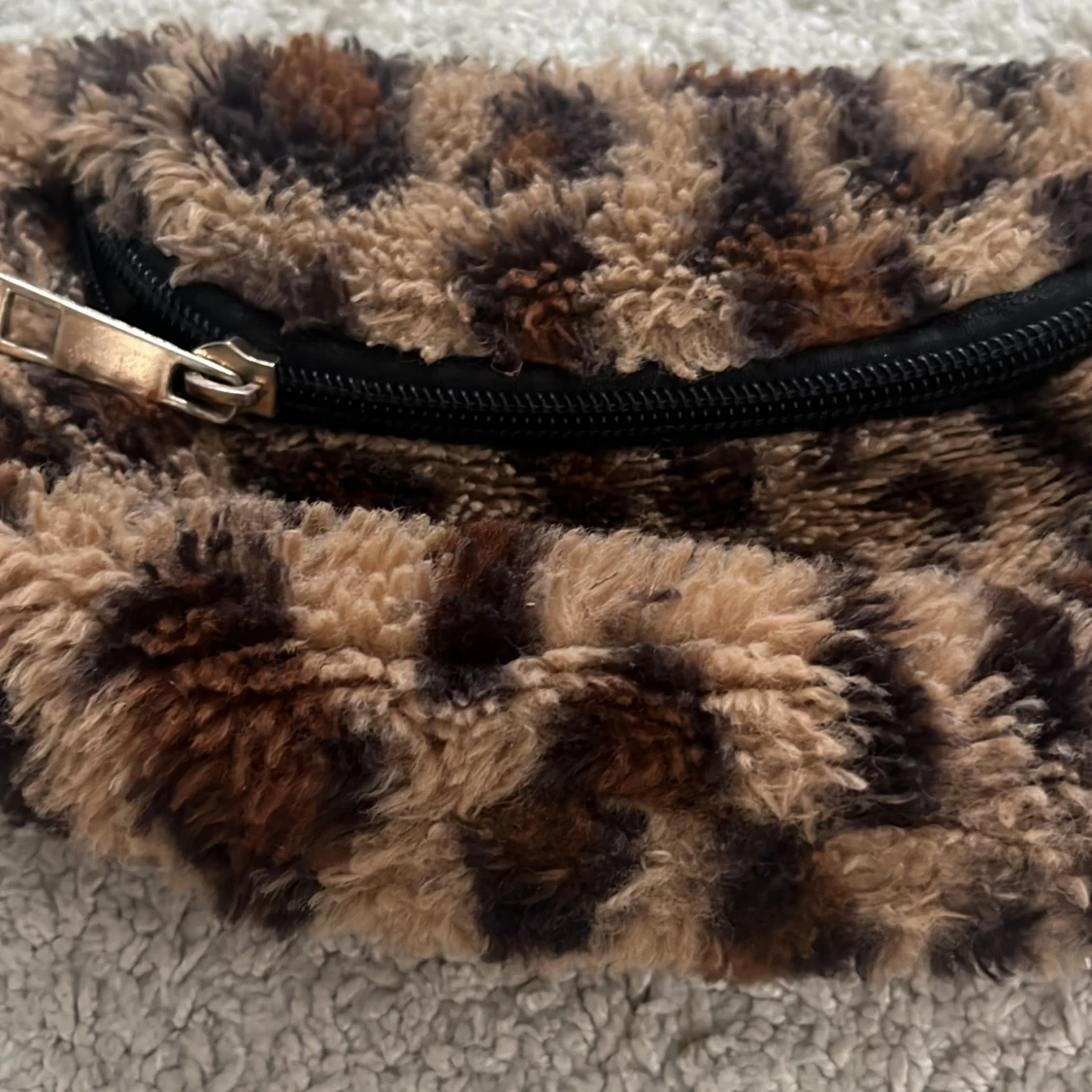 Leopard mönstrad magväska - 91