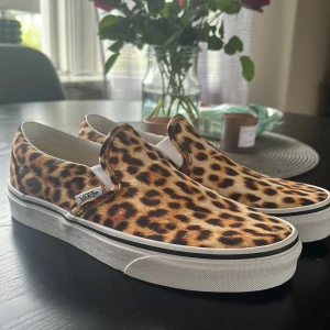 Vans leopard - Vans skor storlek 37, helt nya