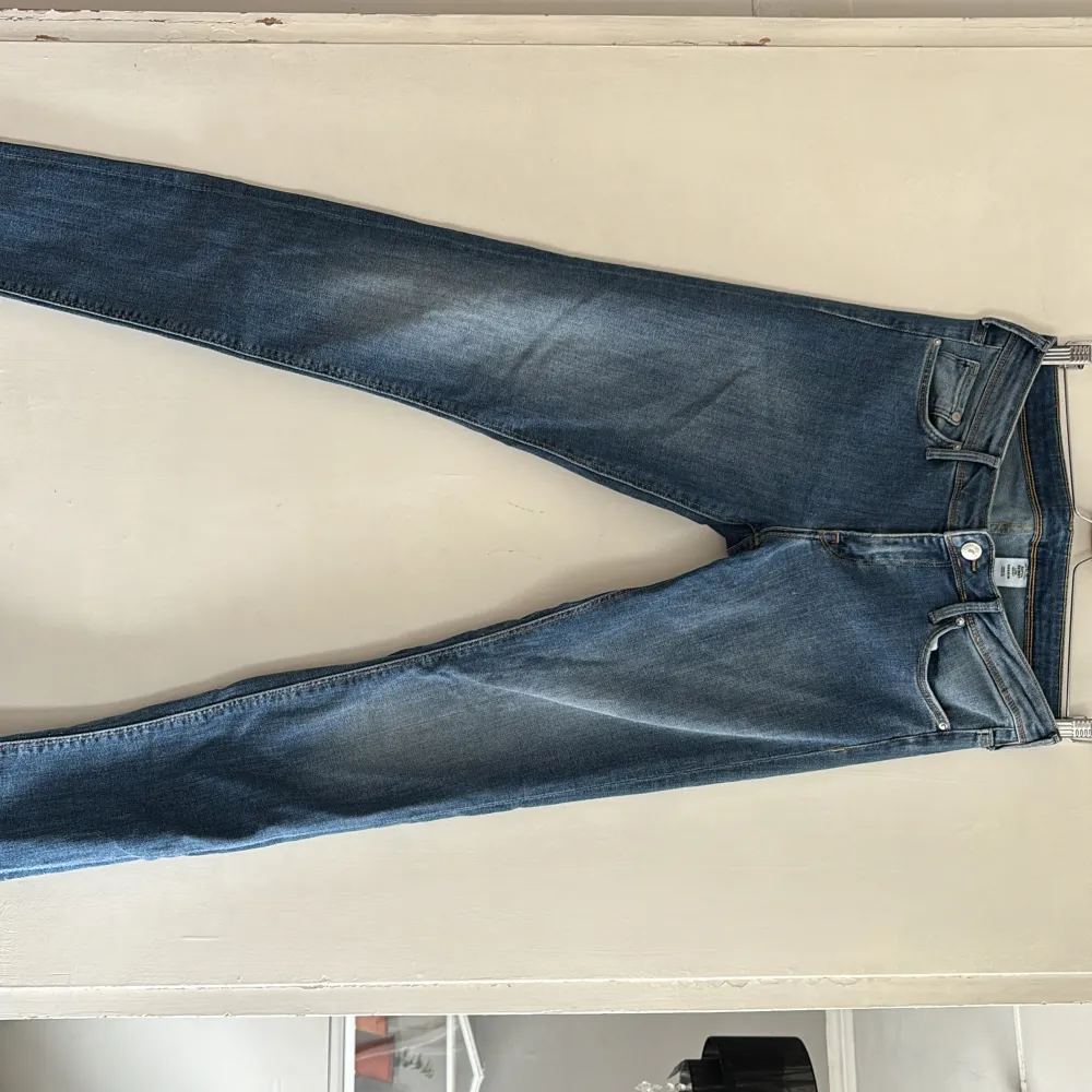 Jeans från HM, storlek 30/32 Super Skinny Low Waist . Jeans & Byxor.