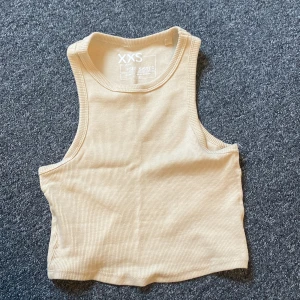 Linne  - Fint skick, endast använd några gånger.