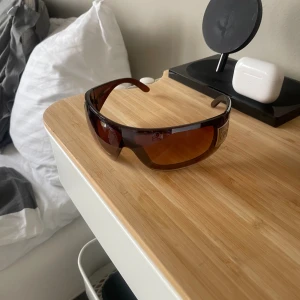 Vintage Chanel - Vintage chanel solglasögon- har inga äktighetsbevis därav priset